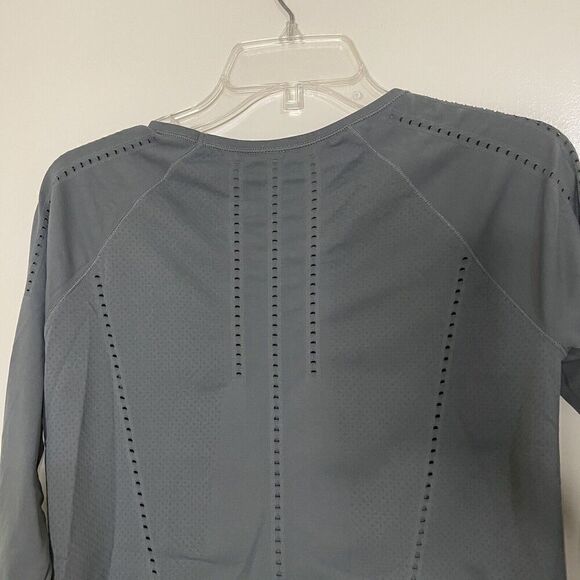 ATHLETA gray long sleeve crew neck mesh hole workout athletic shirt size medium - Picture 2 of 4